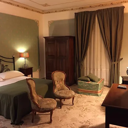 Bed & Breakfast Neathon 2*