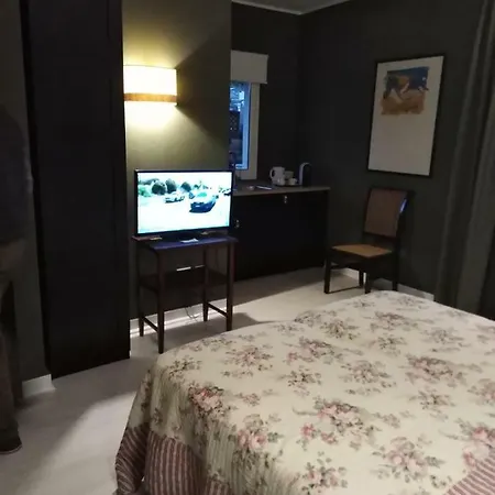 Bed & Breakfast Neathon 2*